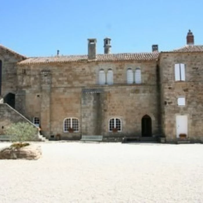 1-Le-Prieure-21-e1467355445580-qltk62vbhac6uy167g5e7k1ui47whofpznkgckxpaw