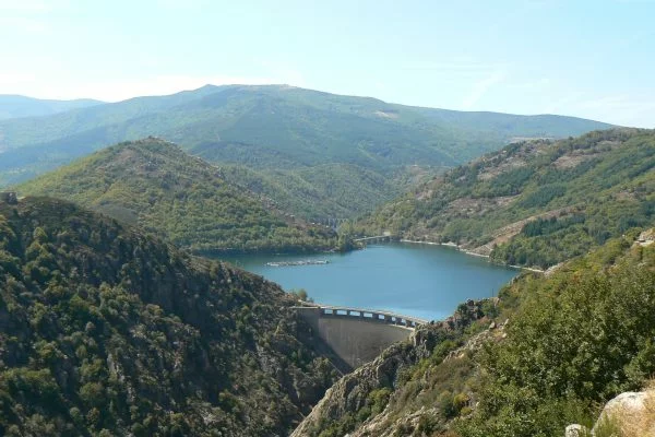 France_Lozere_Villefort_Barrage_2-scaled-2-qltk5tgwd35r3nkin9v1cbwur8e7568bjlgrchsgww